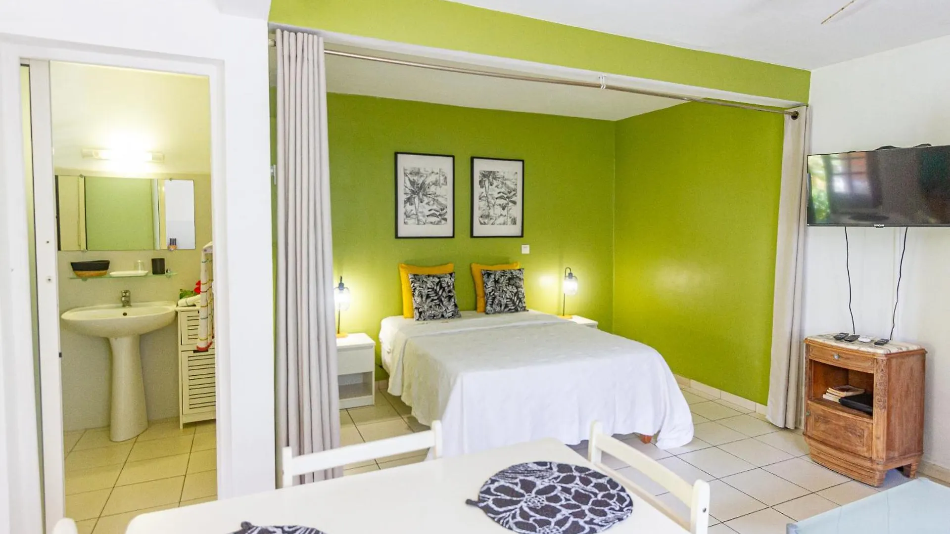 Studio 4 Pers 5Mins Plages Et Centre Gosier Le Gosier  Appartement Le Gosier (Grande-Terre)